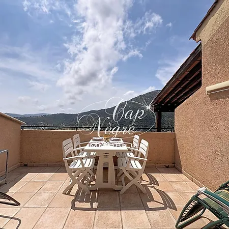 Mazet T2 Duplex Avec Balcon Vue Pour 4 Personnes A St Clair Apartment *